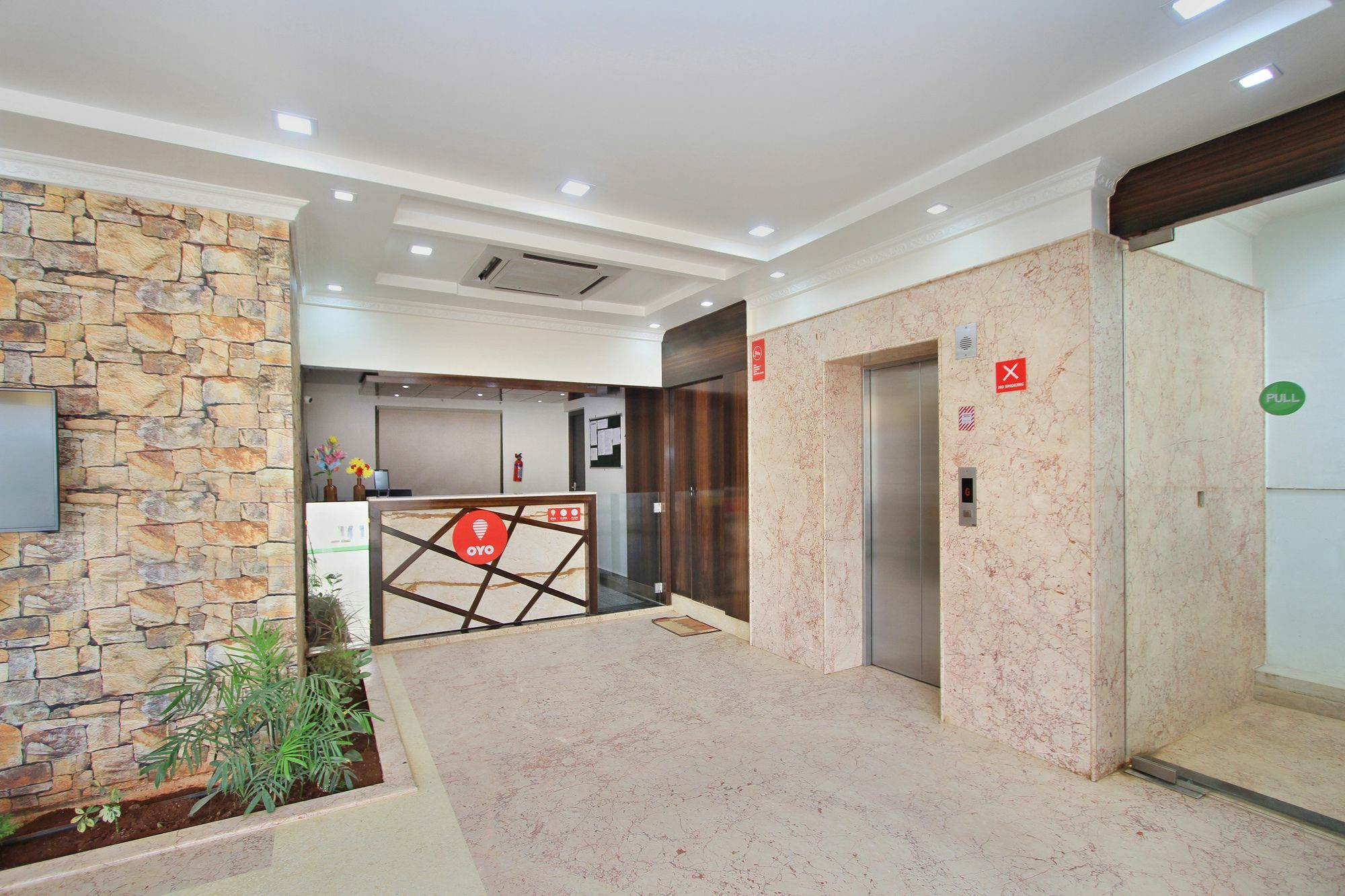 Hotel Telehaus International Bangalore Extérieur photo